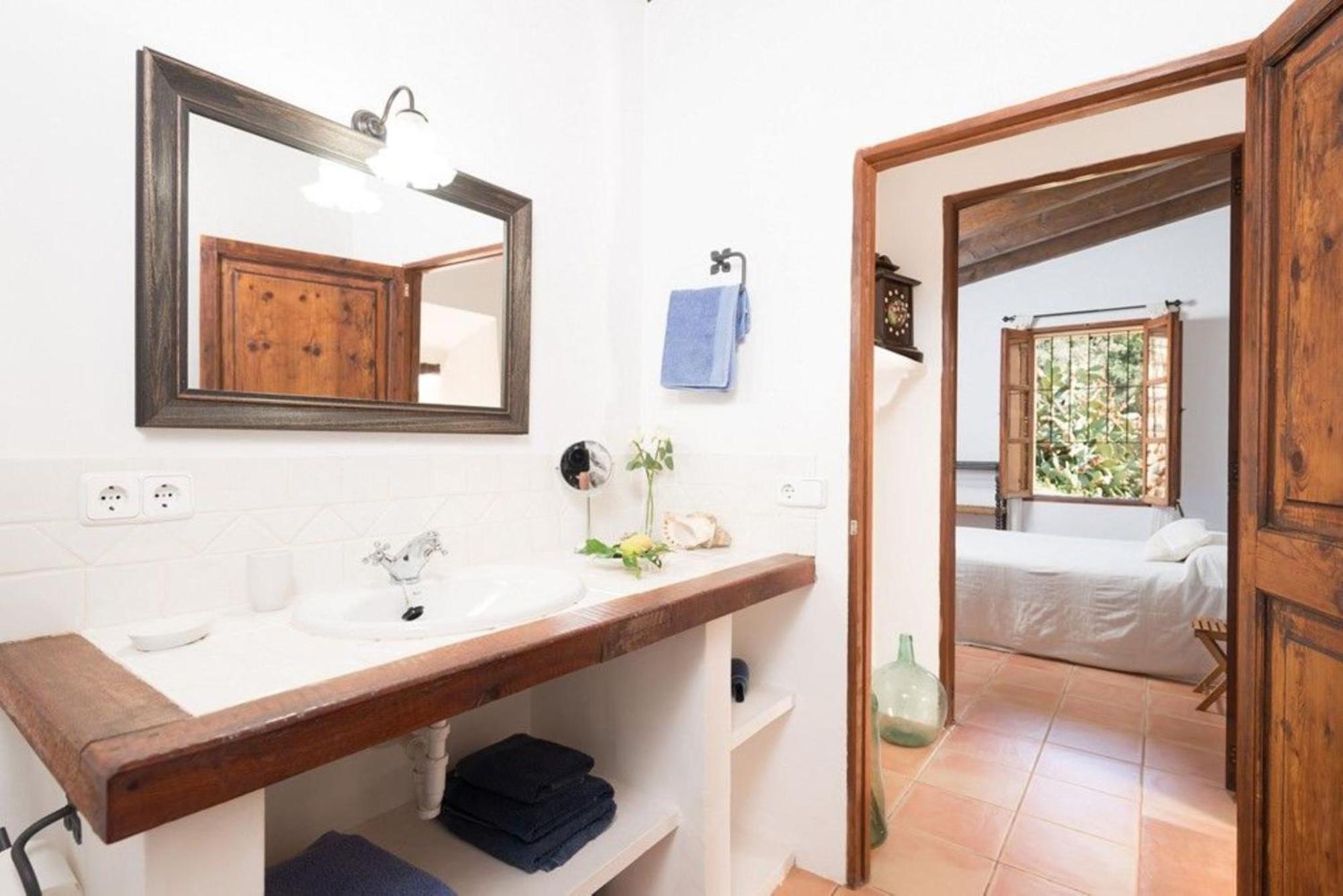 Casita De Montana Cerca Del Mar Guest House Форналуткс Екстериор снимка